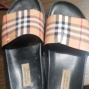 Burberry slides